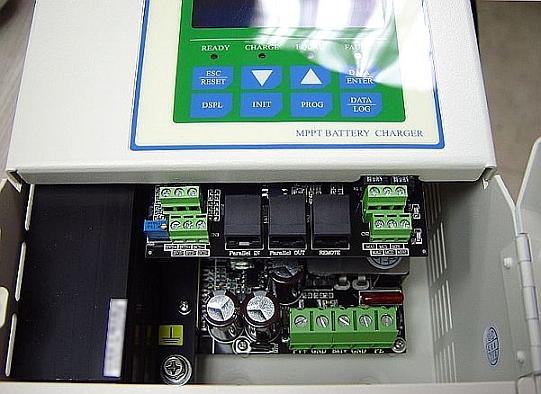 Терминалы подключения контроллера SS MPPT